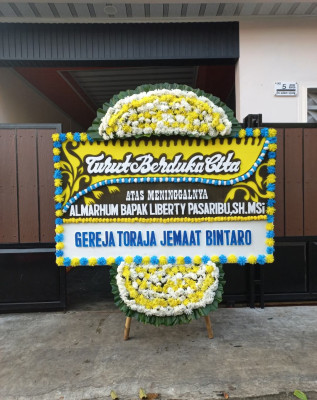 Papan Bunga Duka di Ketapang Kuala